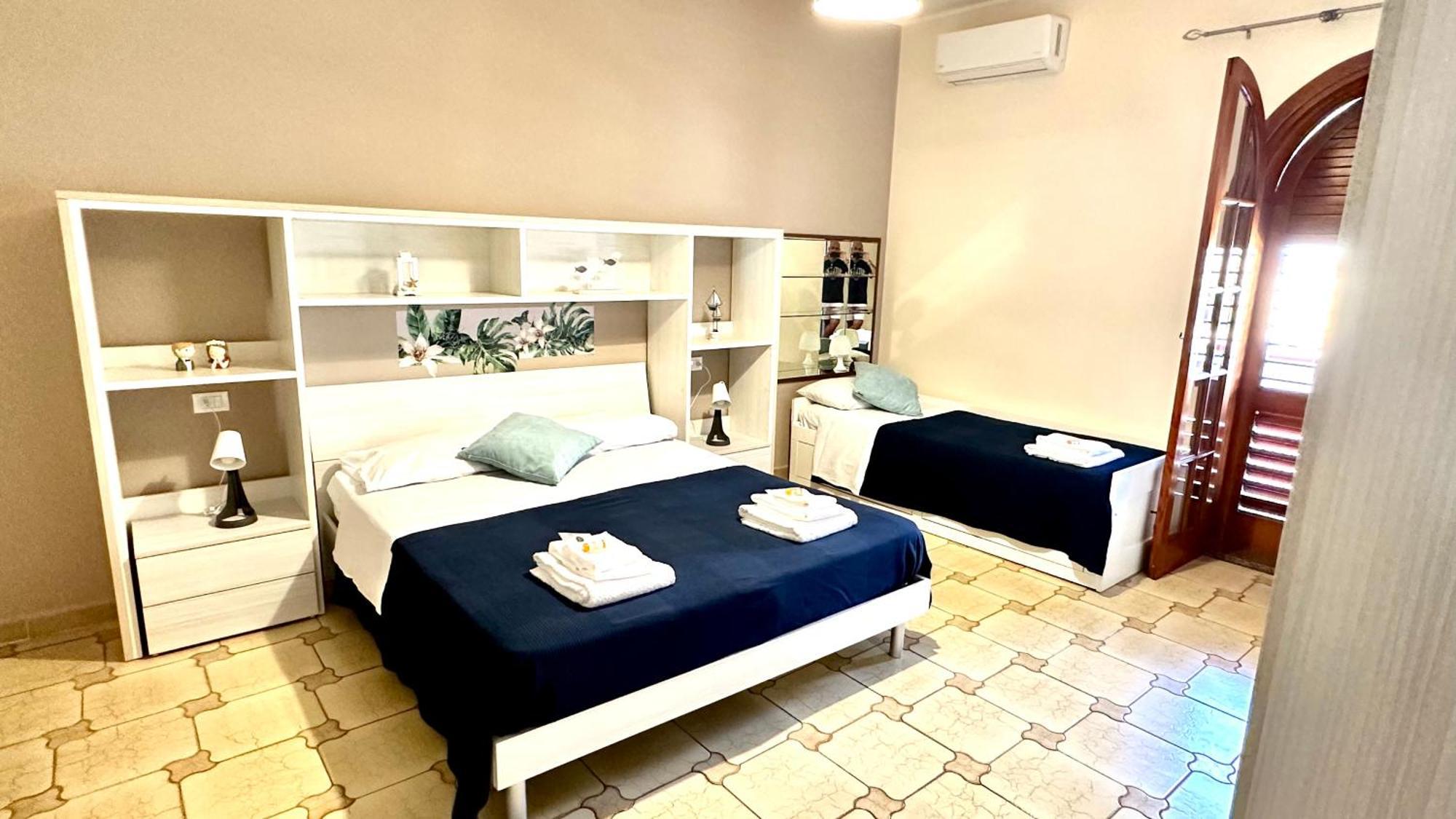Sicily In Love 2 - Rooms & Breakfast Taormine Chambre photo